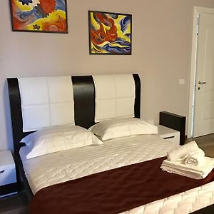 Deluxe Zimmer mit Kingsize-Bett
